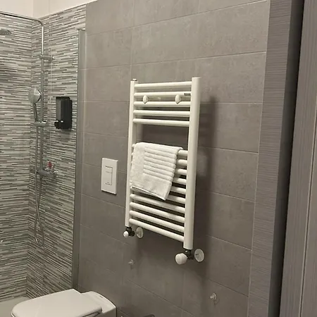 Apartment Brezza Di Bari, Terrace & Free Parking, Family And Group By Leviora Collection