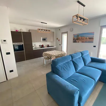Brezza Di Bari, Terrace & Free Parking, Family And Group By Leviora Collection * Bari